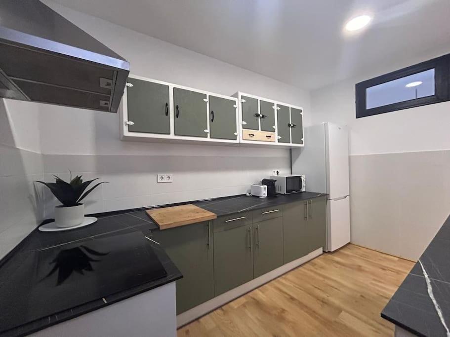 Stunning For 7 Pax - Cvb Apartment *