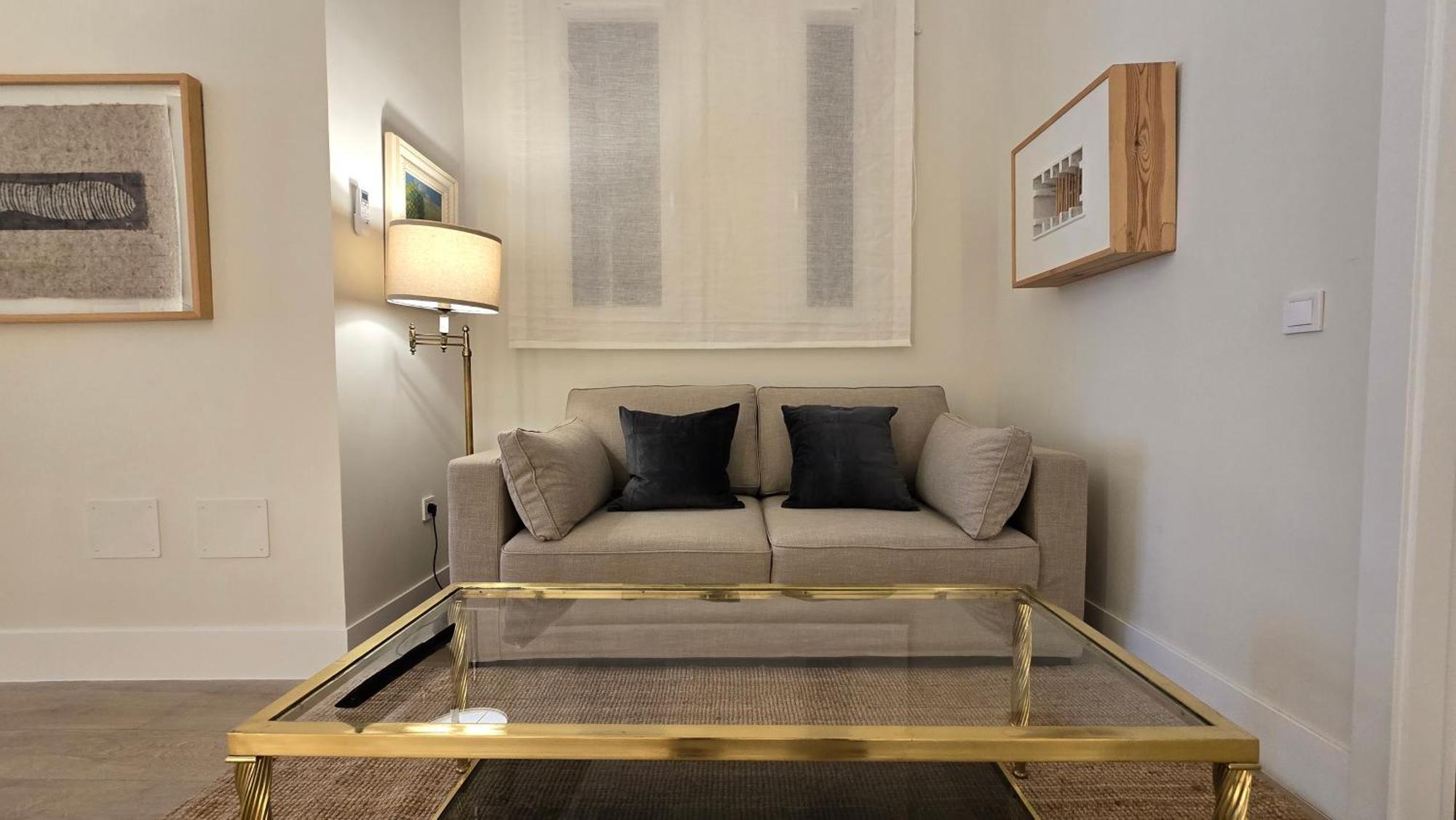 Center Charm 1 Bedroom