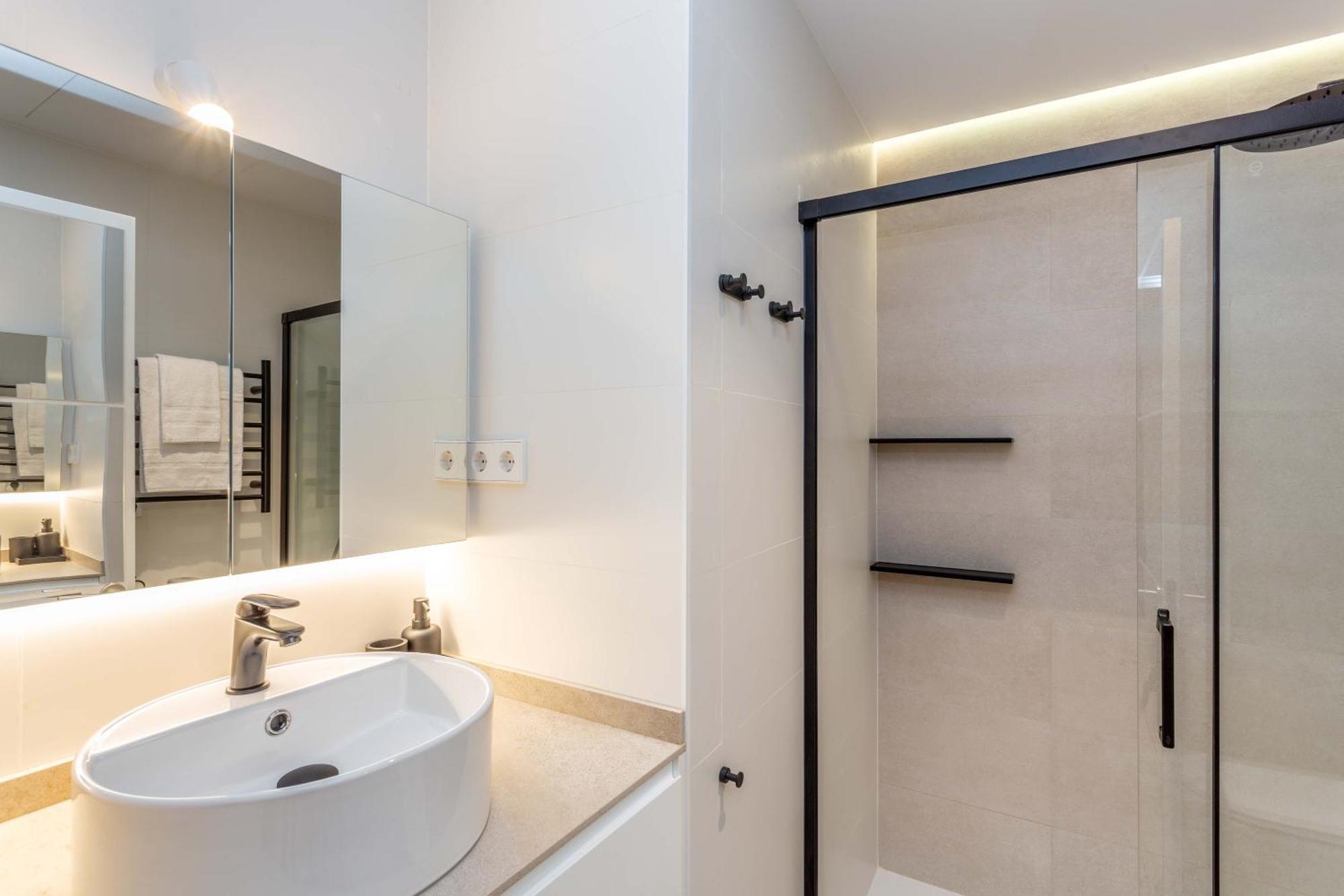 Apartment Delightful 2br Flat In Chic Chueca Madrid