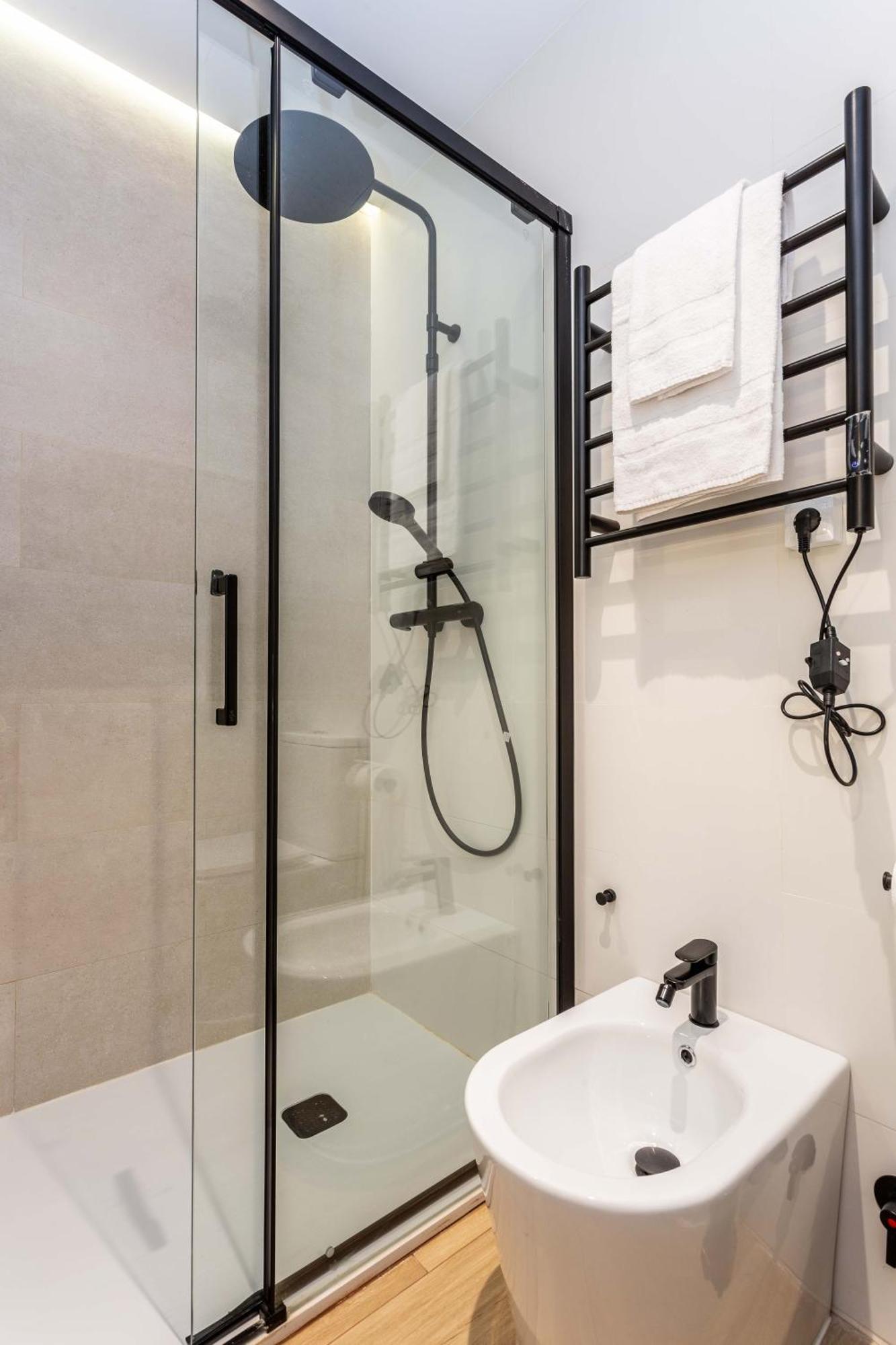 Apartment Delightful 2br Flat In Chic Chueca *