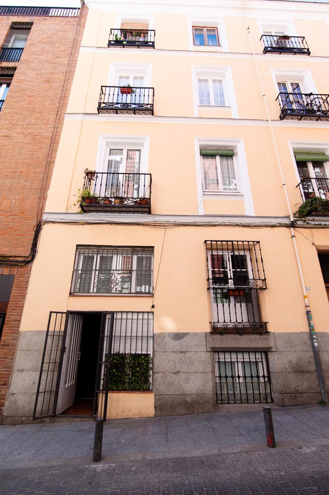 Apartment Forum *