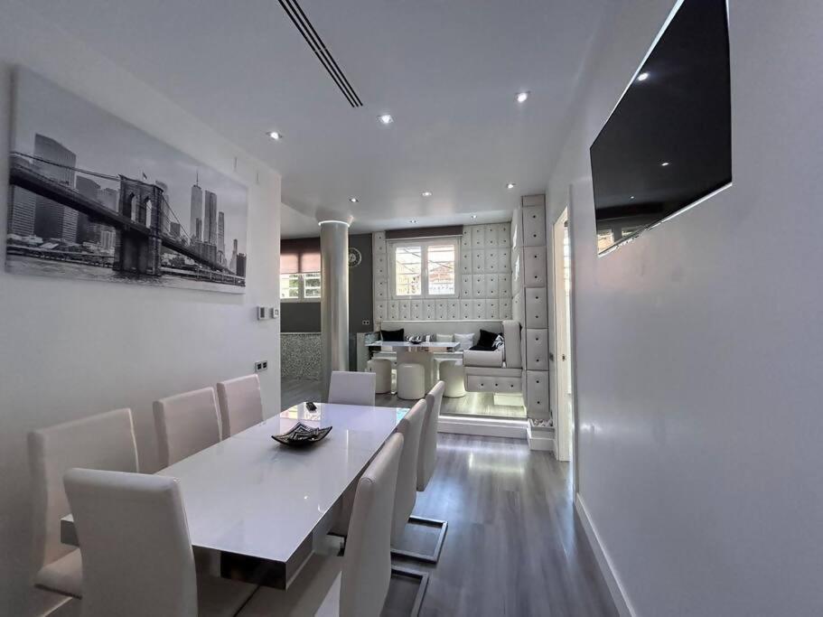 Duplex Para 8 Personas Con Sauna Jacuzzi Y Cine Apartment *