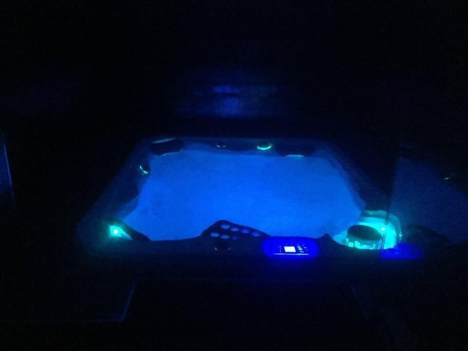 Apartment Duplex Para 8 Personas Con Sauna Jacuzzi Y Cine