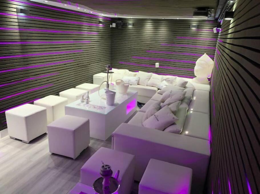 Duplex Para 8 Personas Con Sauna Jacuzzi Y Cine Apartment *