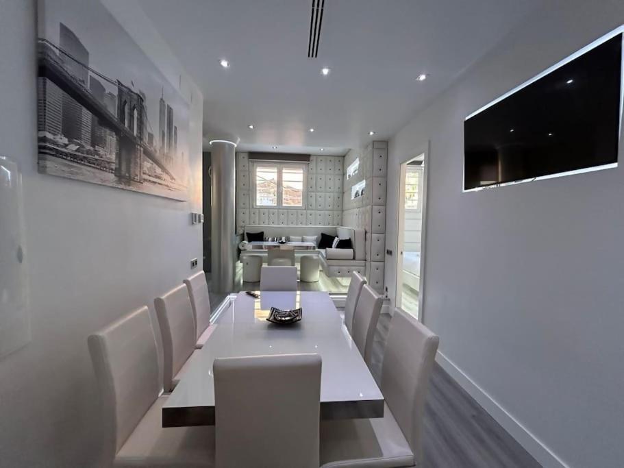 Apartment Duplex Para 8 Personas Con Sauna Jacuzzi Y Cine
