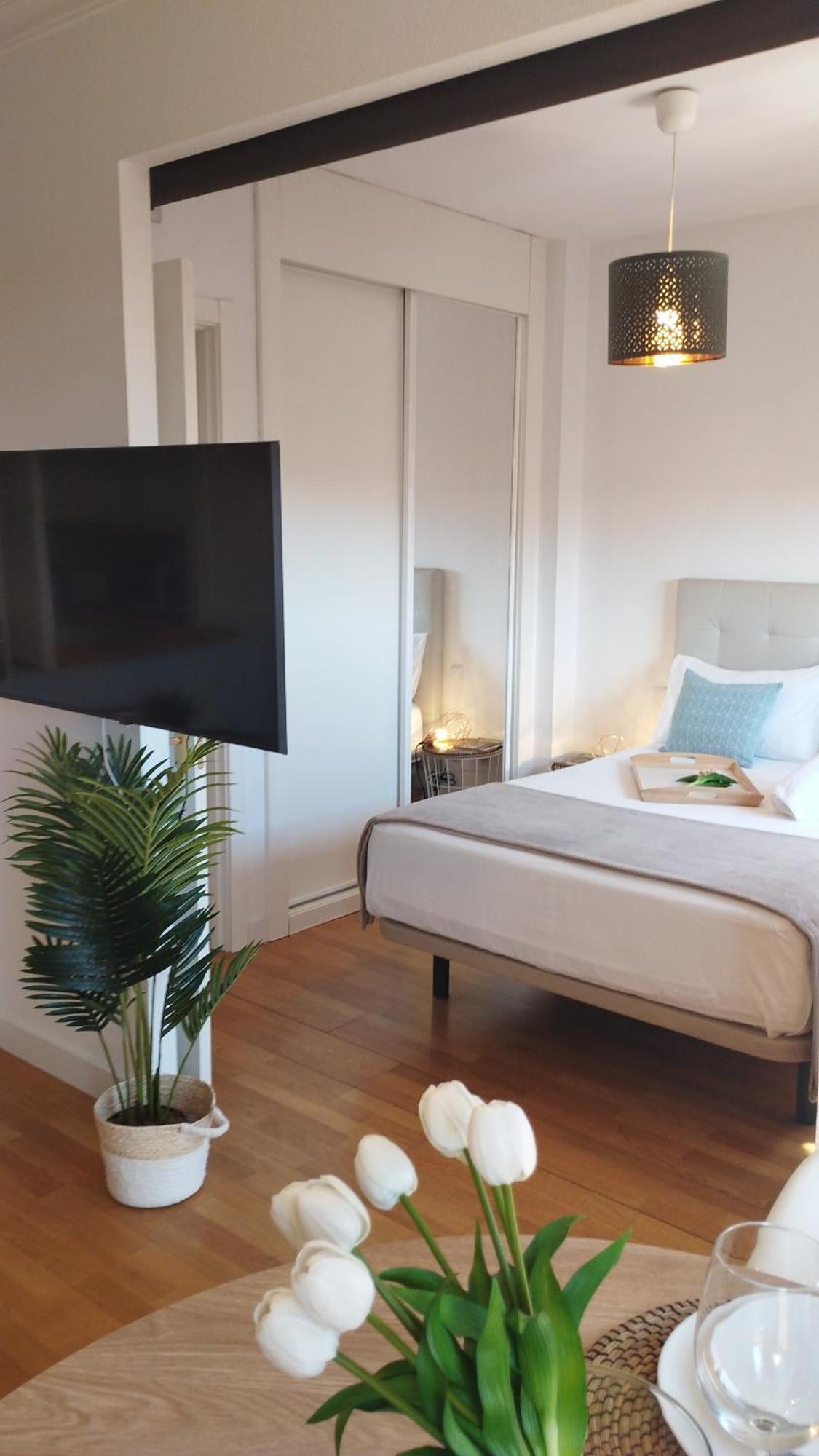 My - Aeropuerto Ifema Apartamento