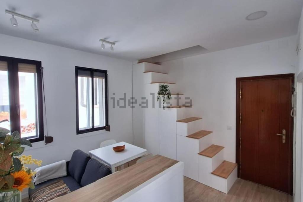 Duplex Penthouse With Sunny Terrace Apartment *