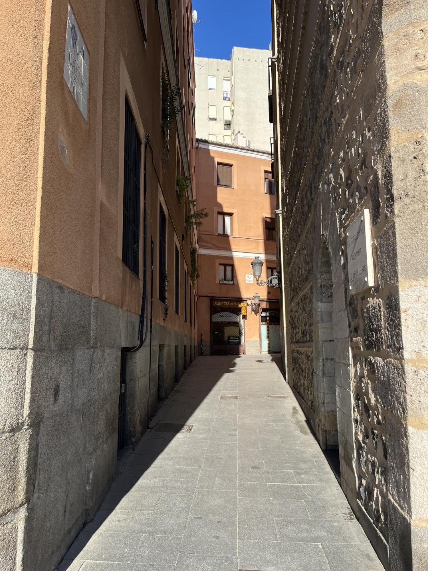 Dplace To Be - Amazing In Historic Center Madrid