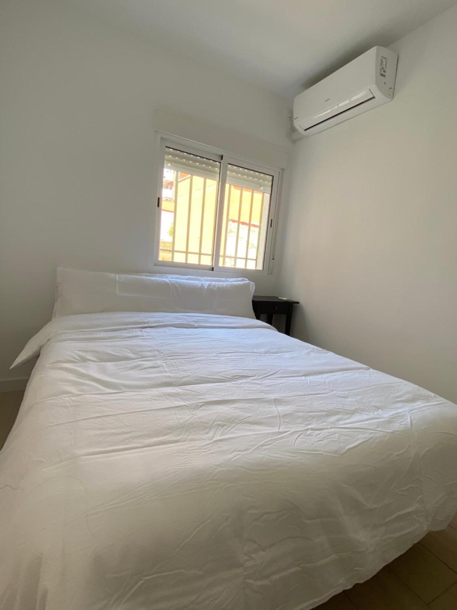 Peaceful House-和平居 Apartment *