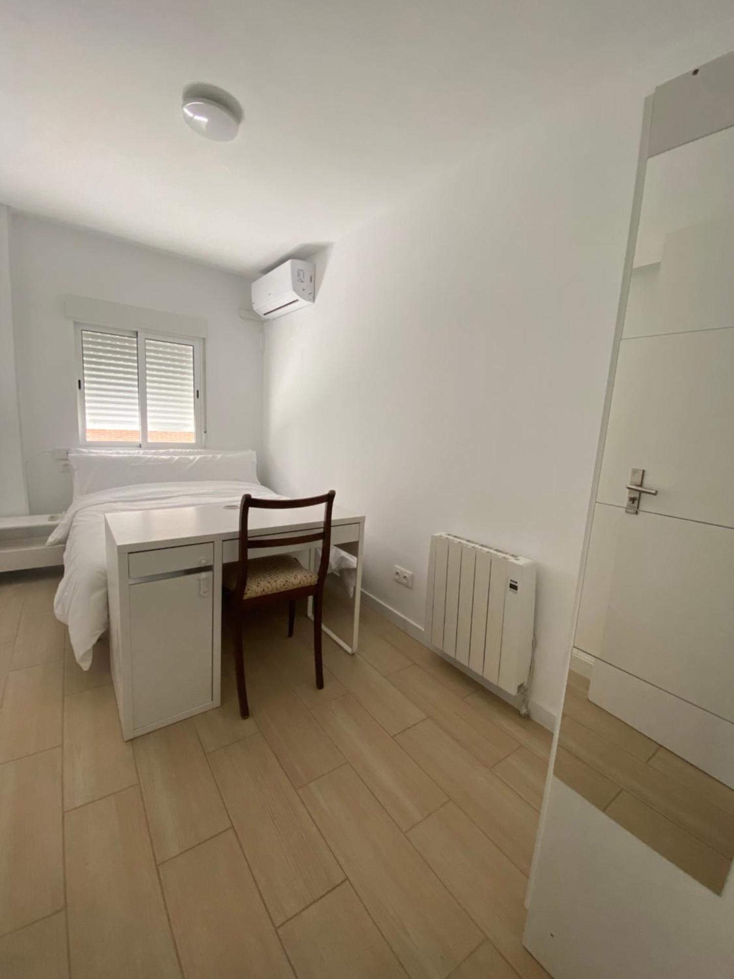 Peaceful House-和平居 Apartment *