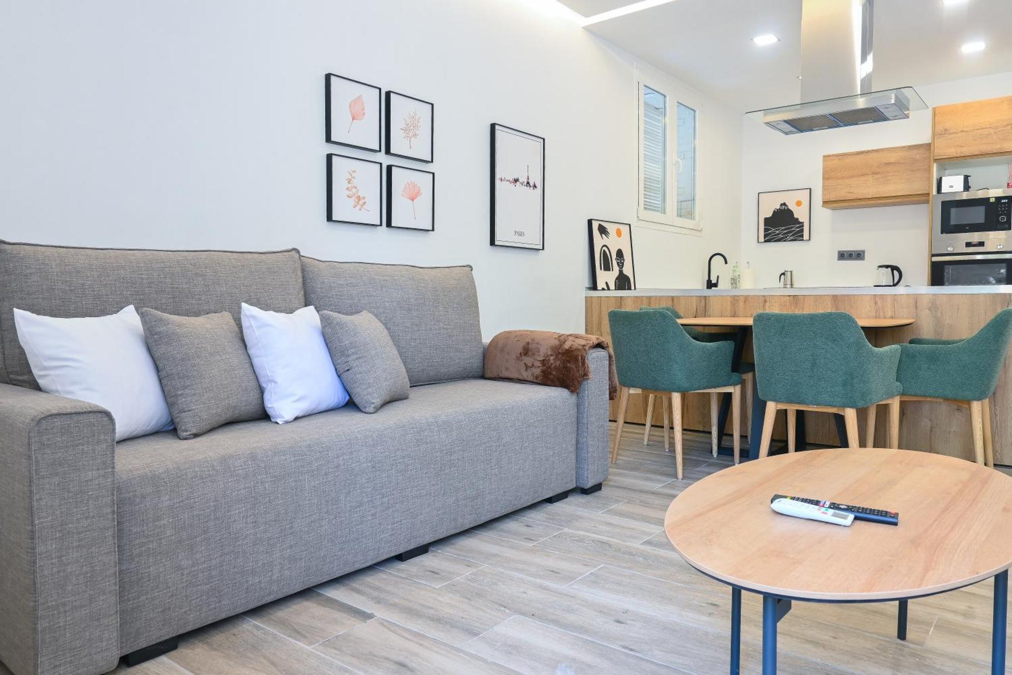 Apartment For Bonito Temporal De Dos En Hortaleza Boy5 Madrid