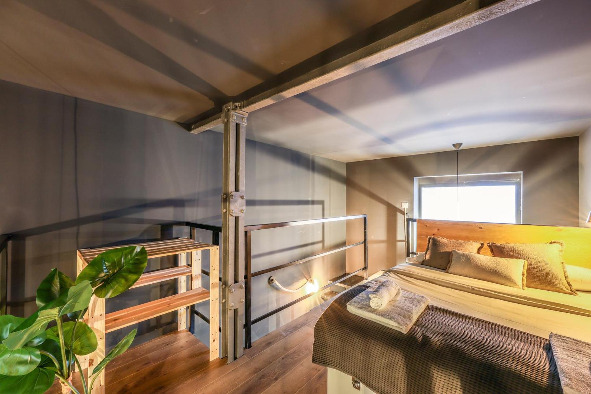 Design And Elegance In The Heart Of Apartment