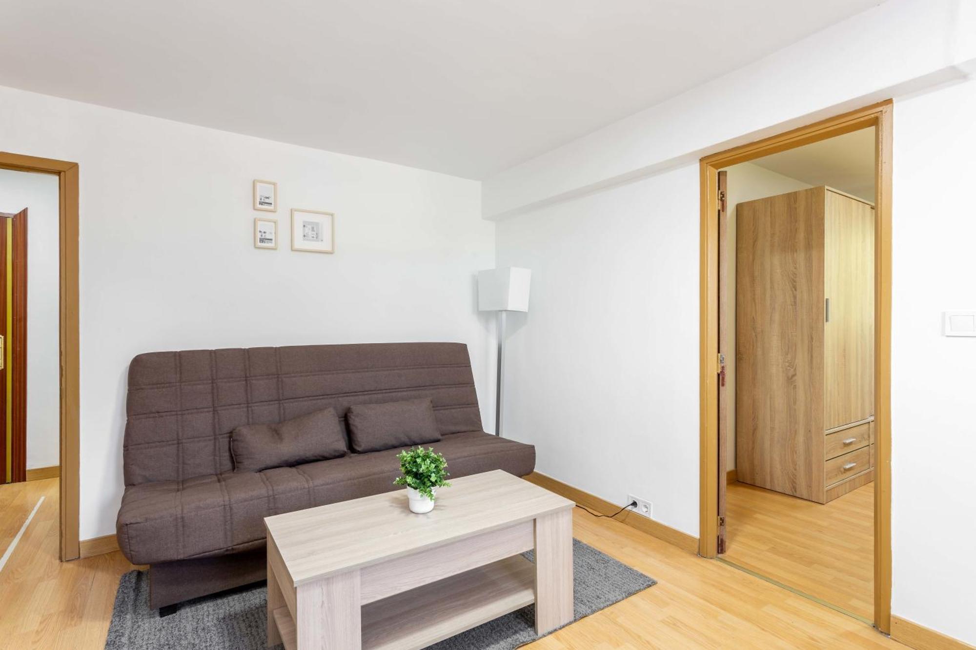 Apartment 3 Habs Az10