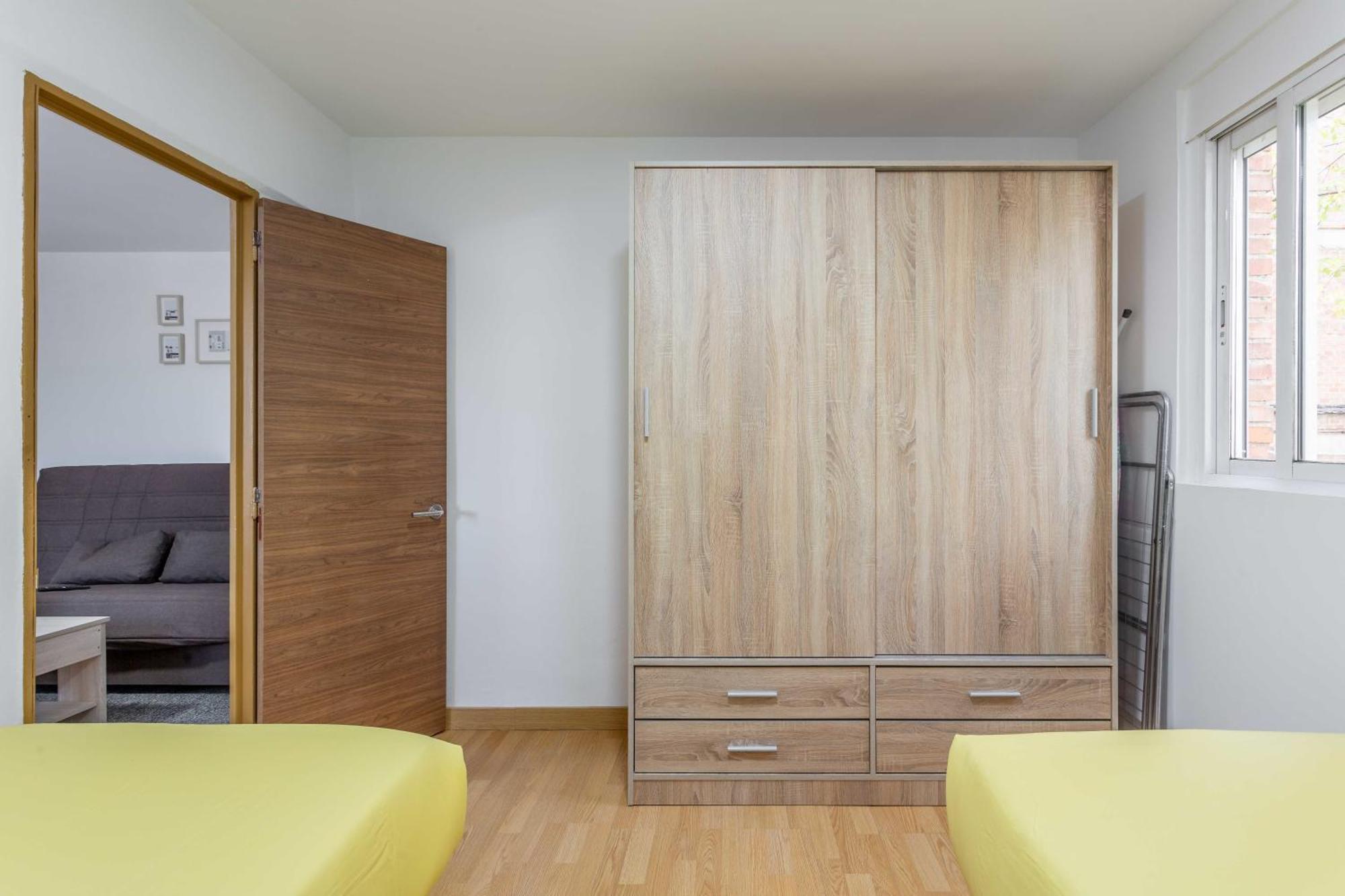 3 Habs Az10 Apartment Madrid