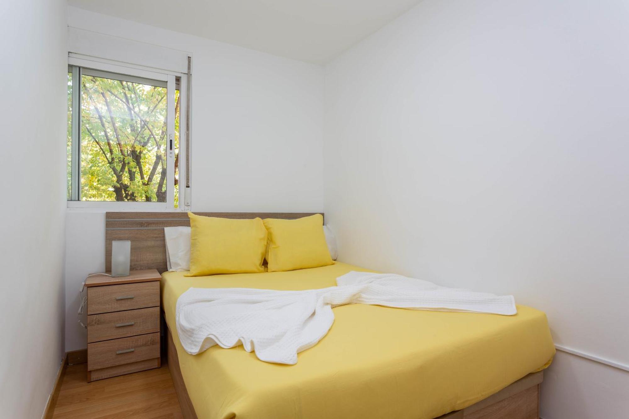 3 Habs Az10 Apartment *