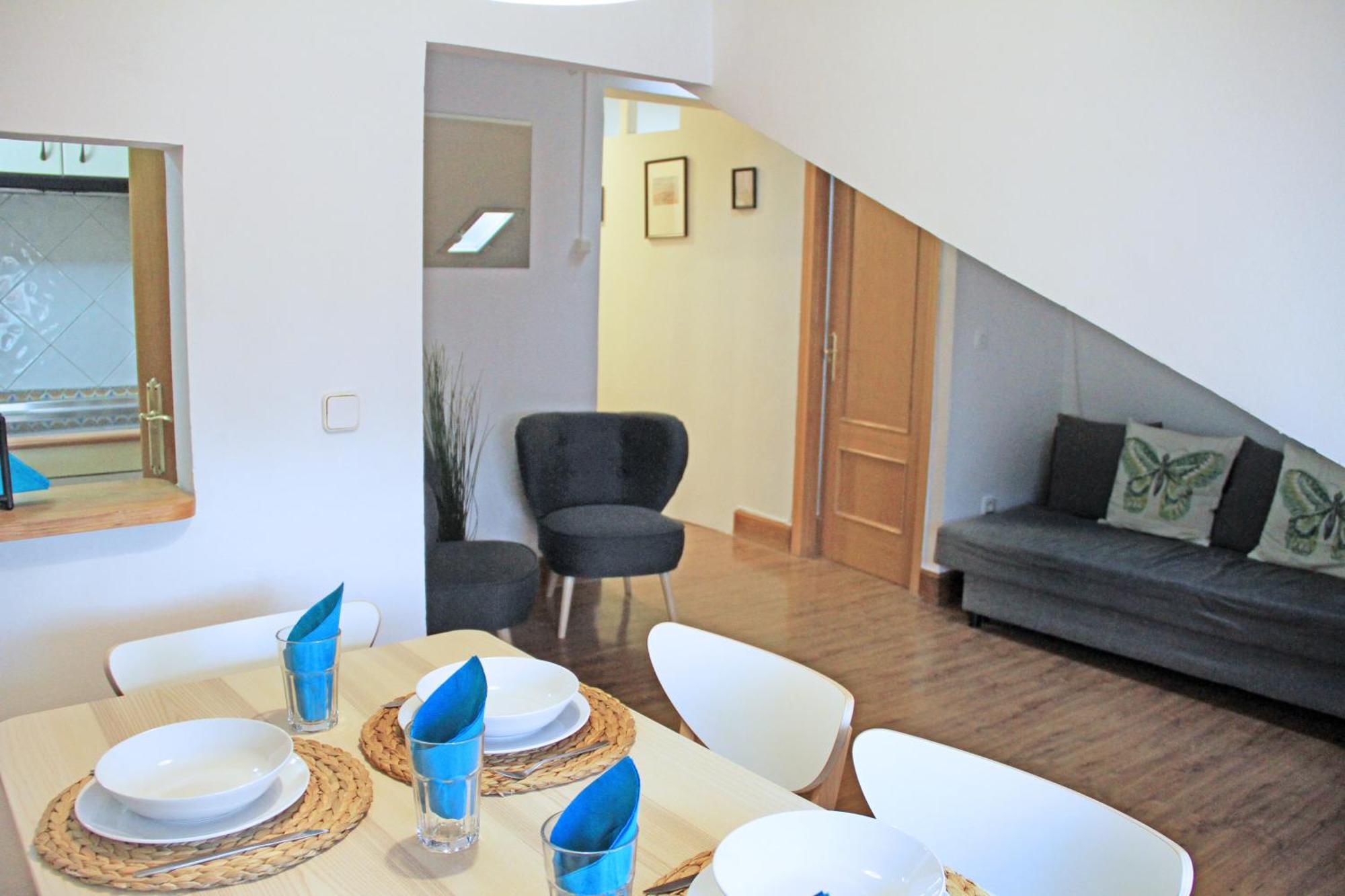 En - Sol Apartment *