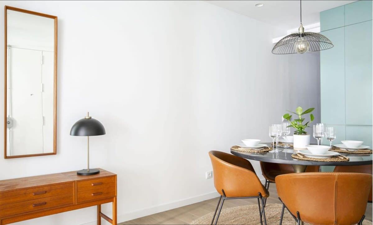 Charming In The Justicia Neighborhood Apartment