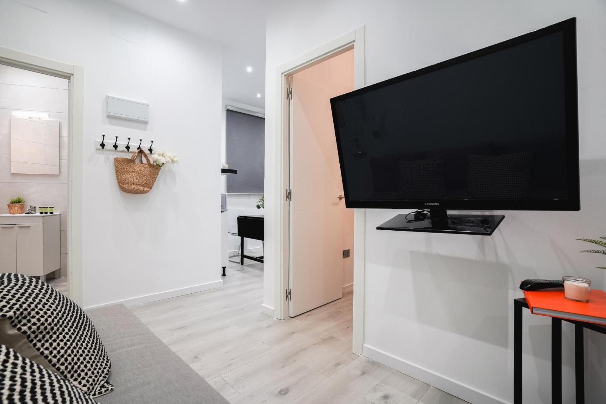 Apartment Cozy Apartment-1bedroom 1bath-chamberi