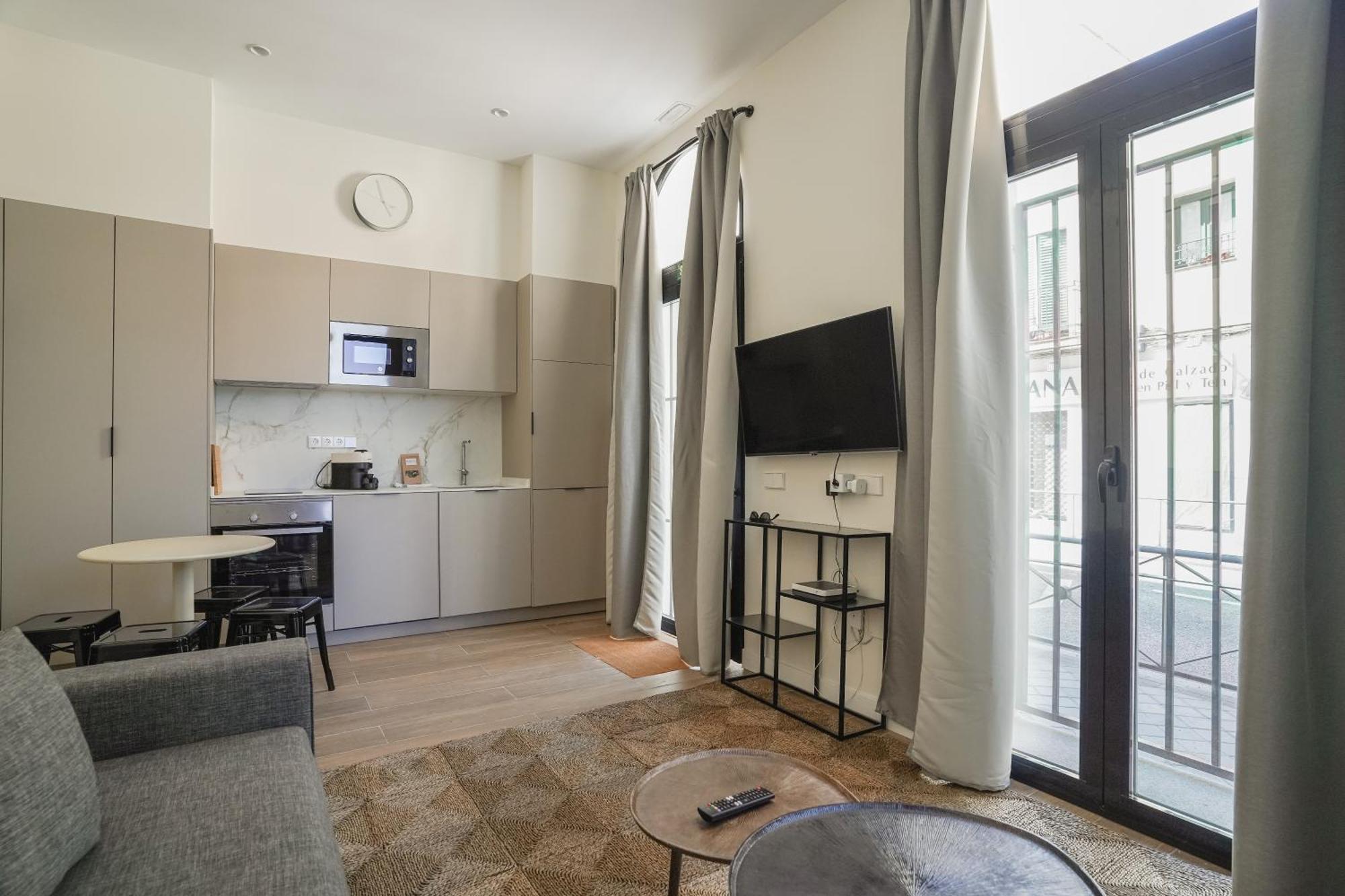 Lejlighed Modern Apartment-2bedrooms 2bathrooms-bernabeu