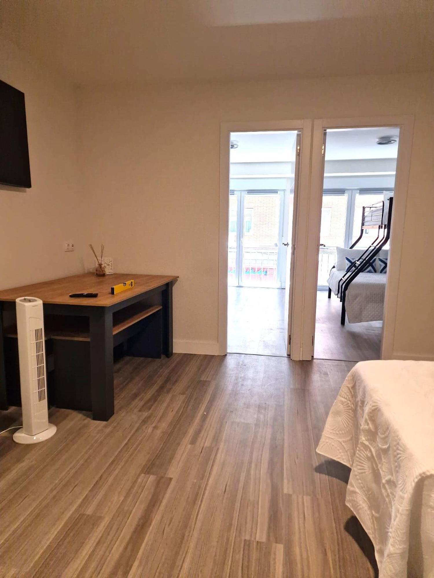 Madrid Suites Apartment *