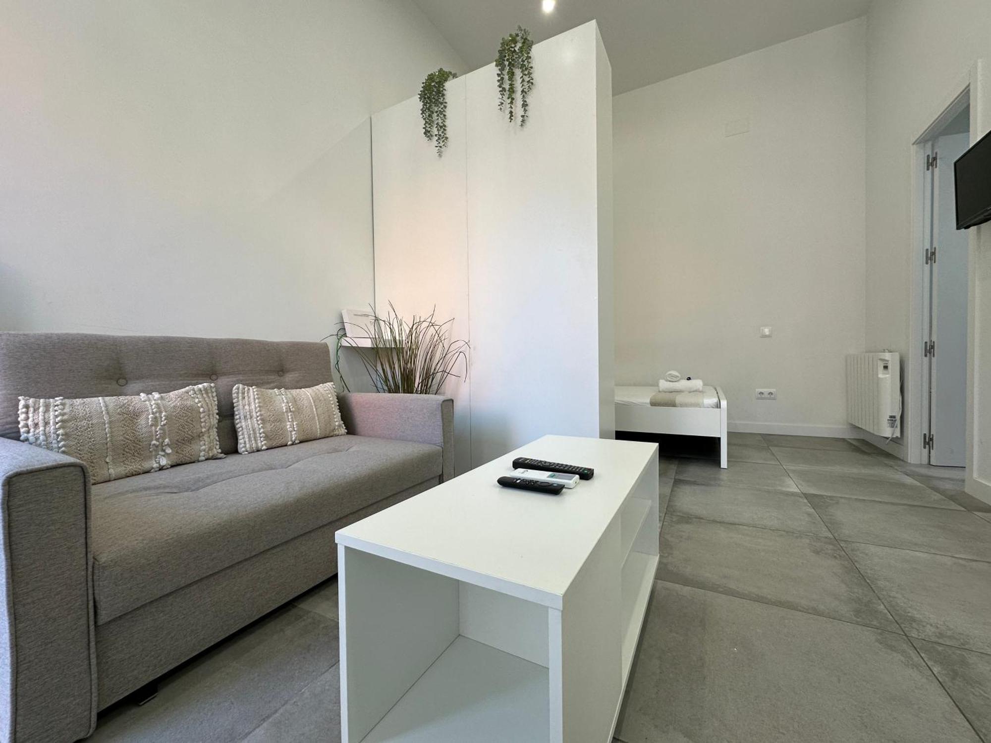 Apartamento Andres Tamayo Av America Madrid