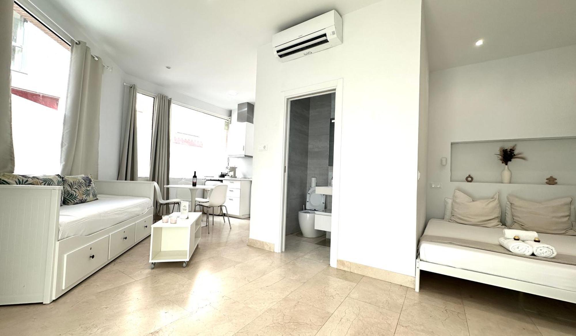 Apartamento Andres Tamayo Av America Madrid