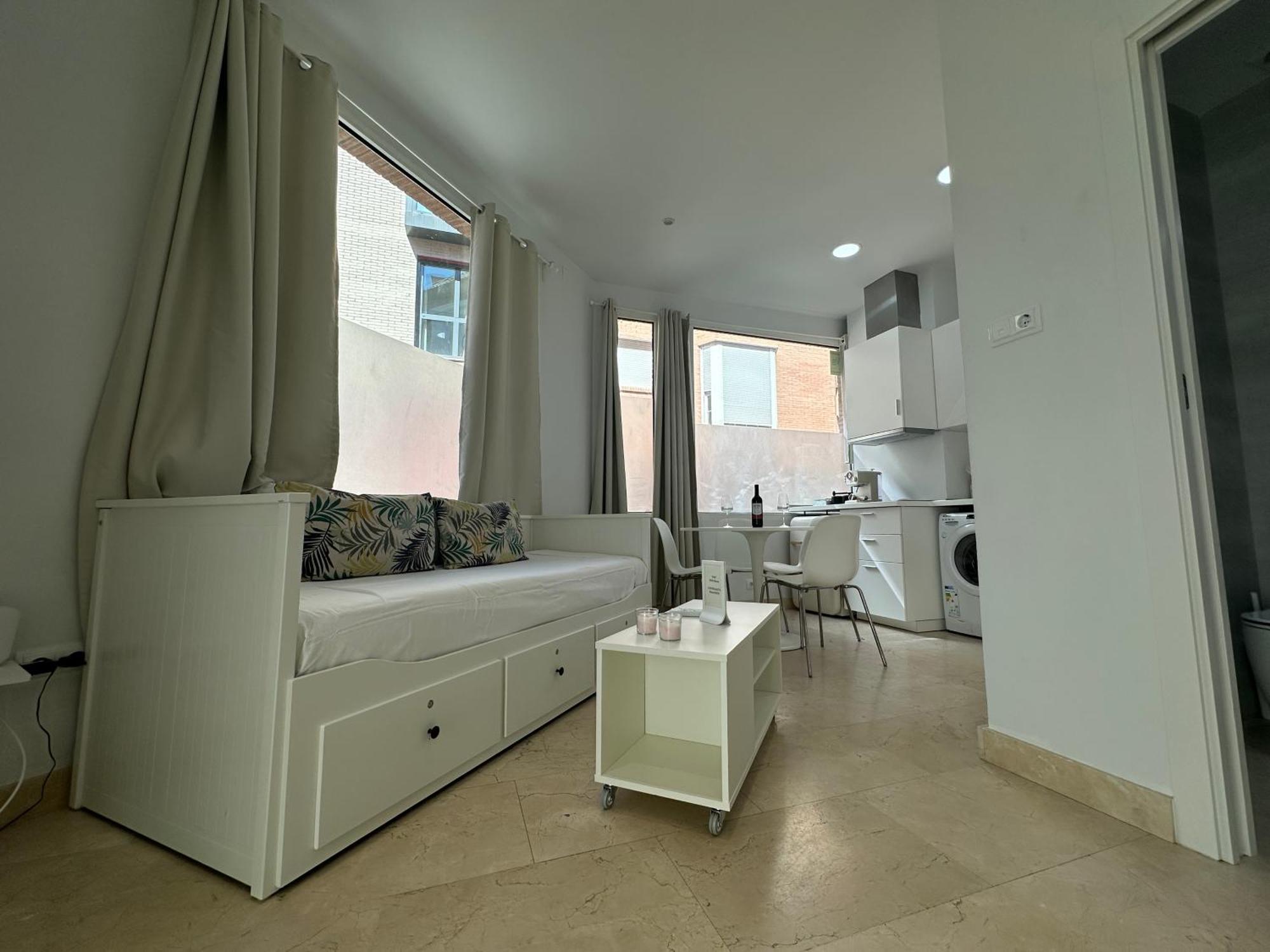 Andres Tamayo Av America Apartamento
