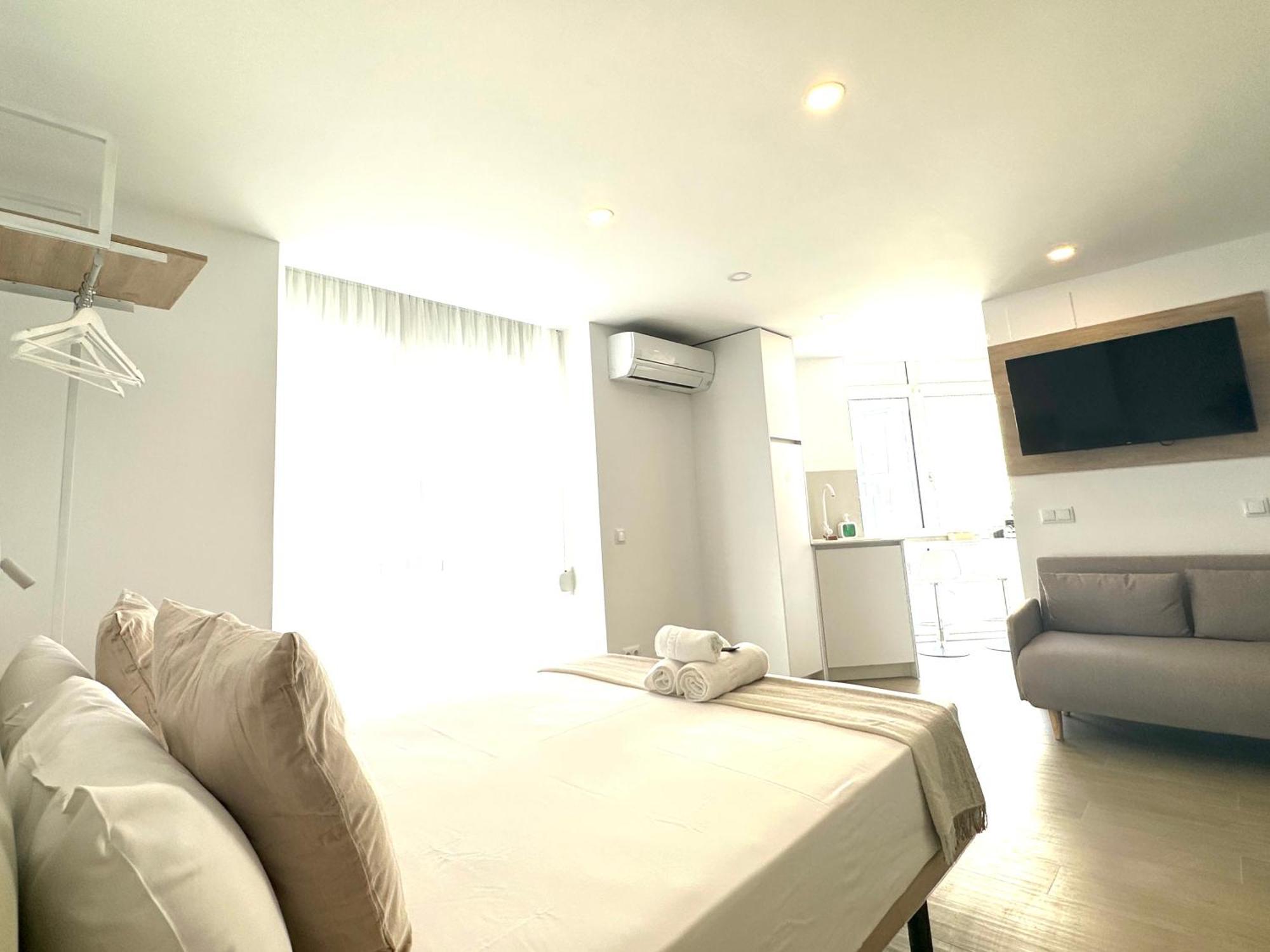 Andres Tamayo Av America Apartamento