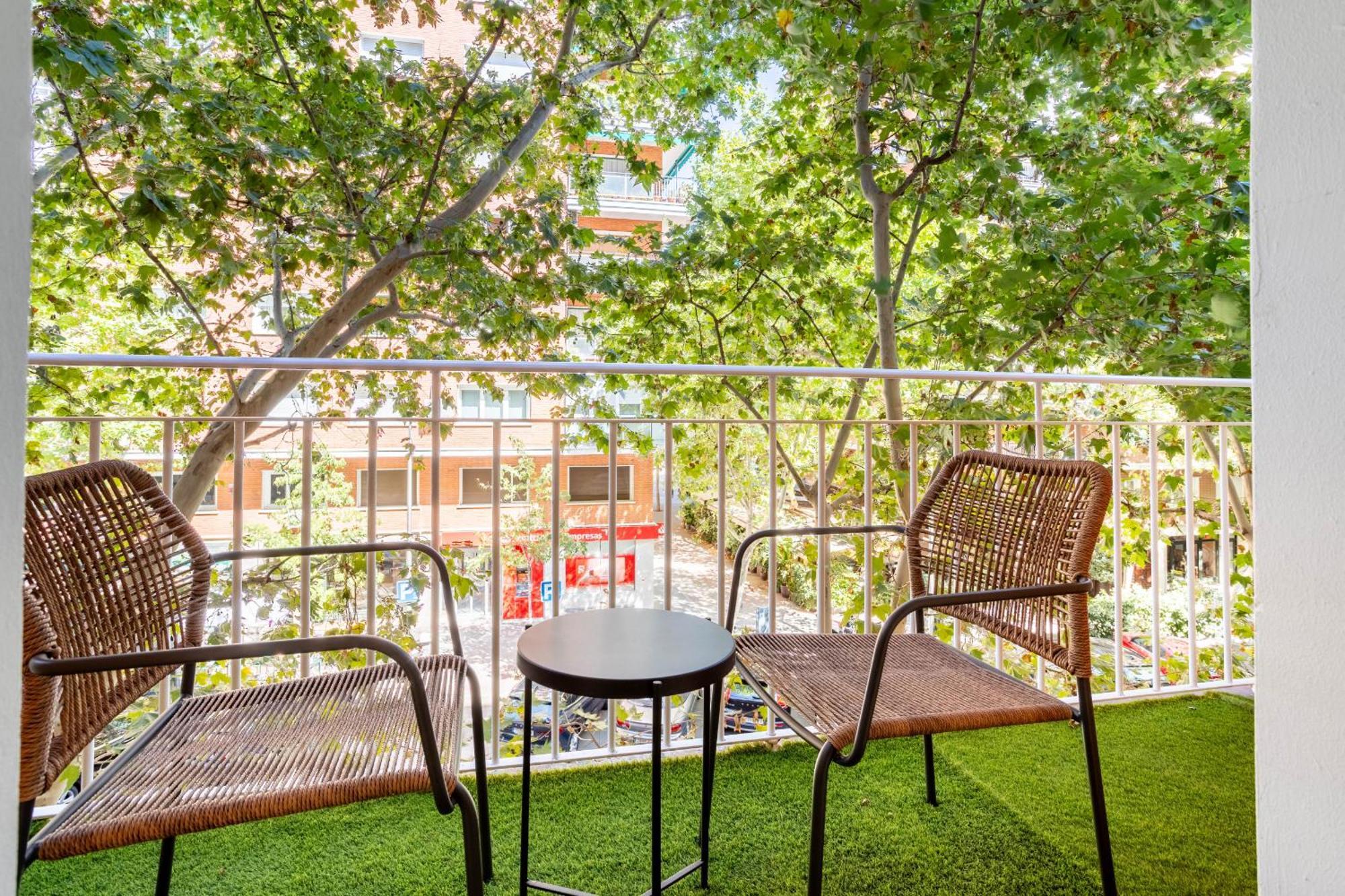 Bernabeu Exclusive En Apartment *