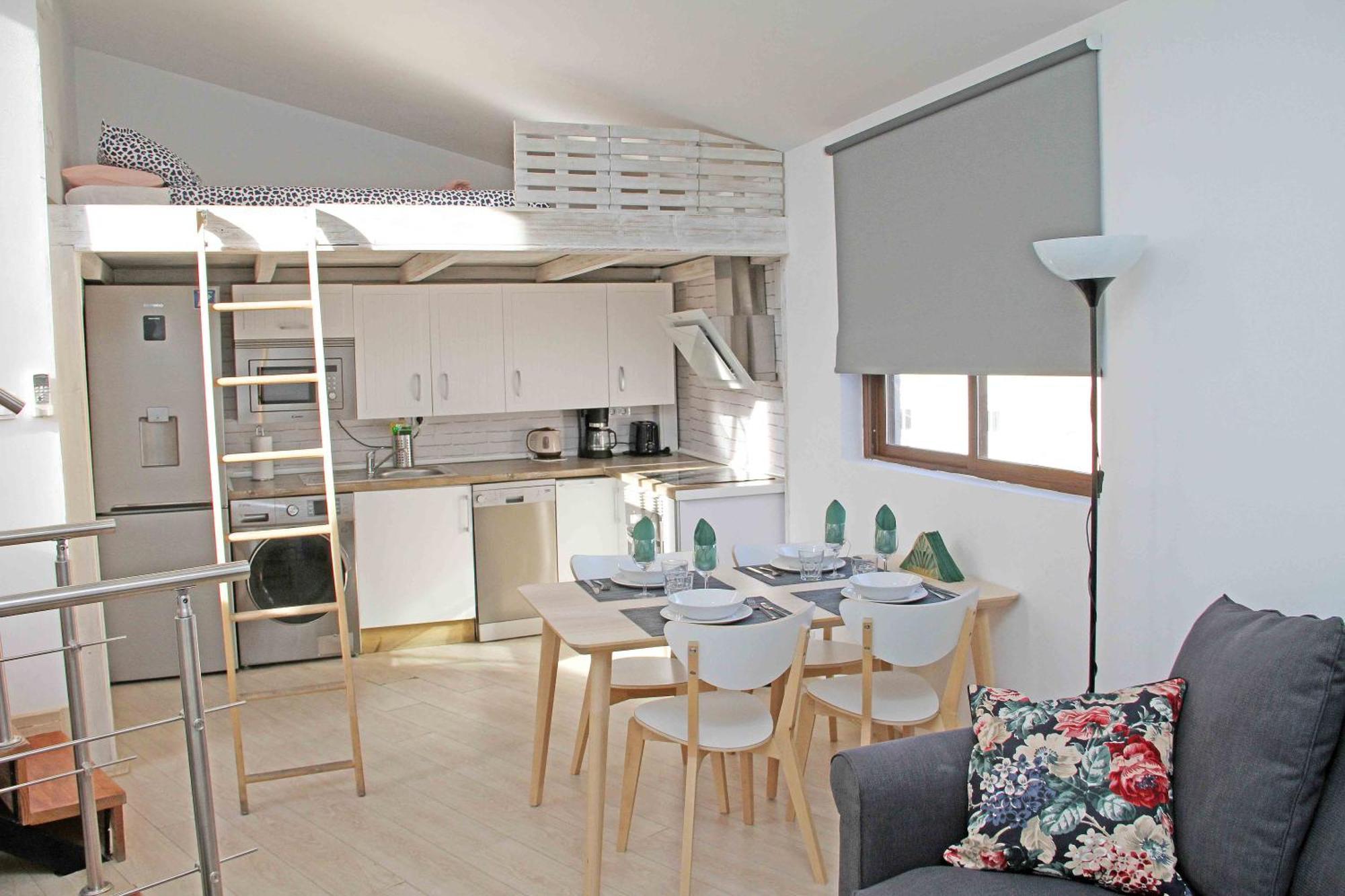 Apartment Hermoso Atico En El Centro De Madrid