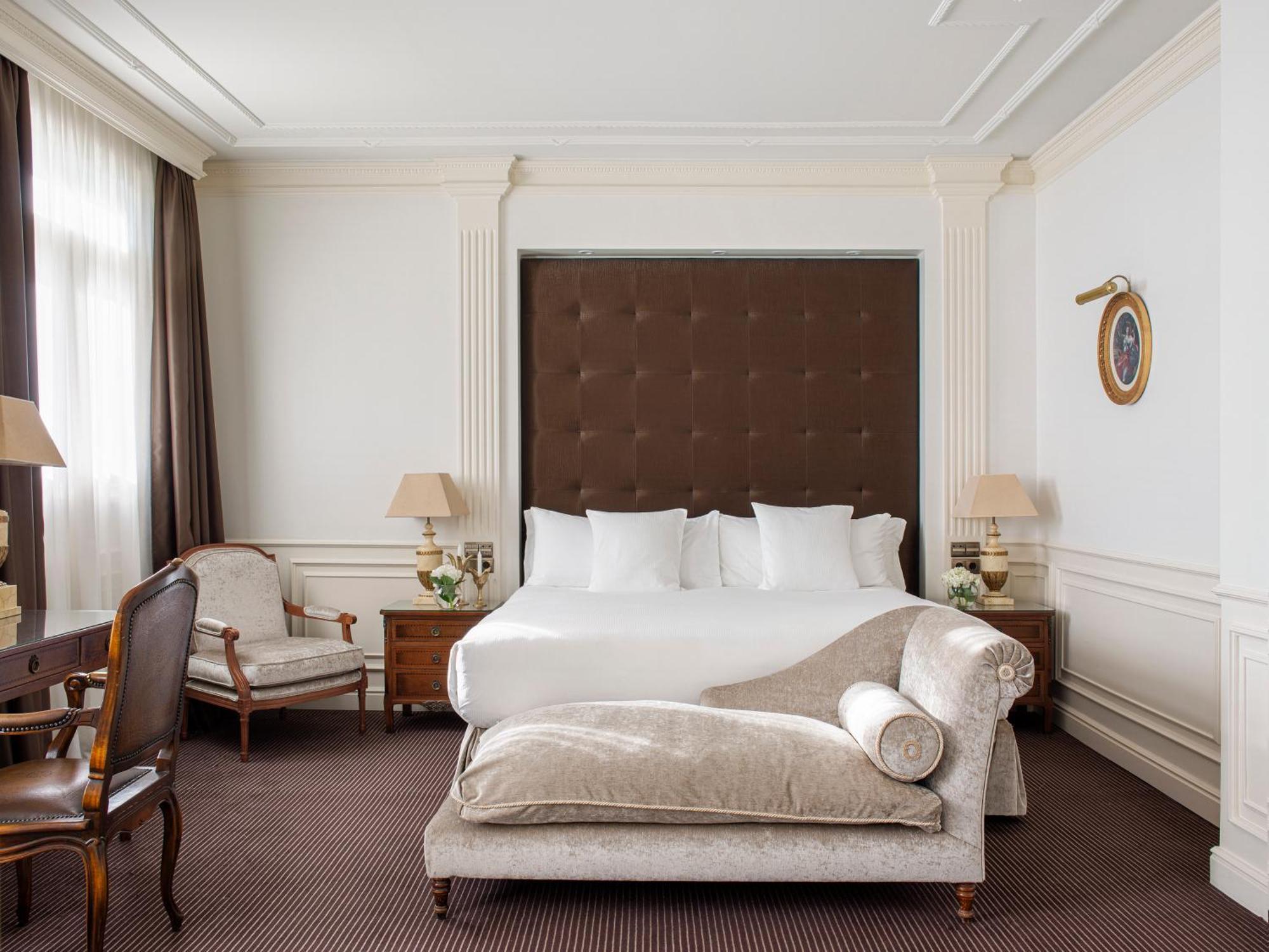 Hotel Fenix Gran Melia - The Leading Of The World