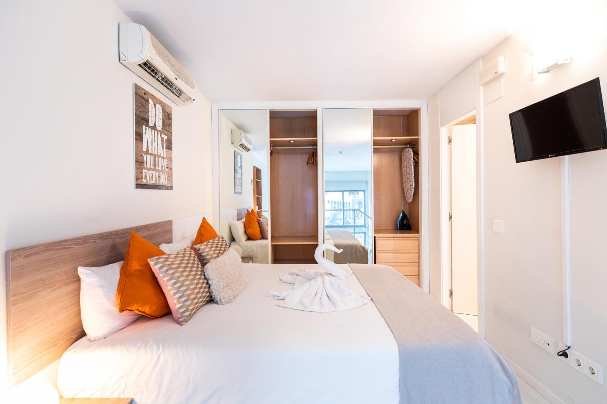 Apartment Oshun Sanchinarro *