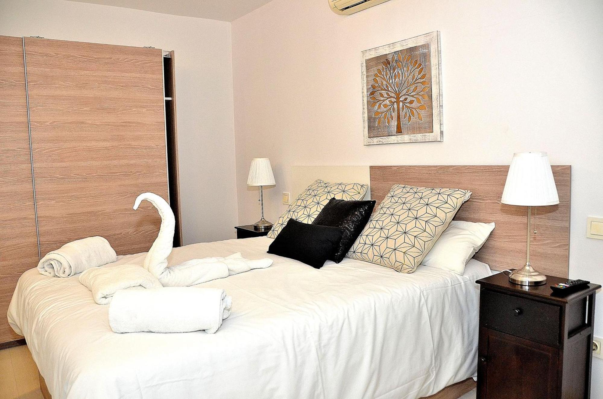 Oshun Sanchinarro Apartment *
