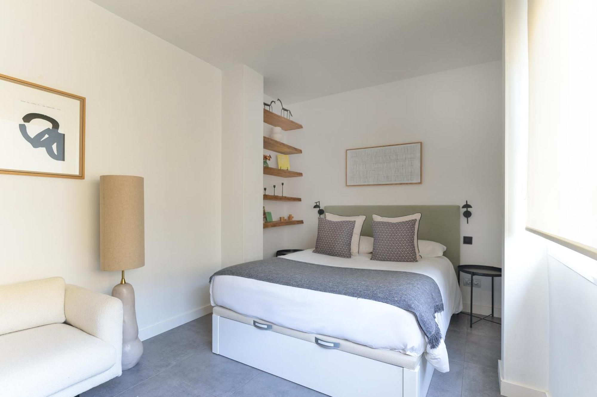 Acogedor En Recoletos Apartamento