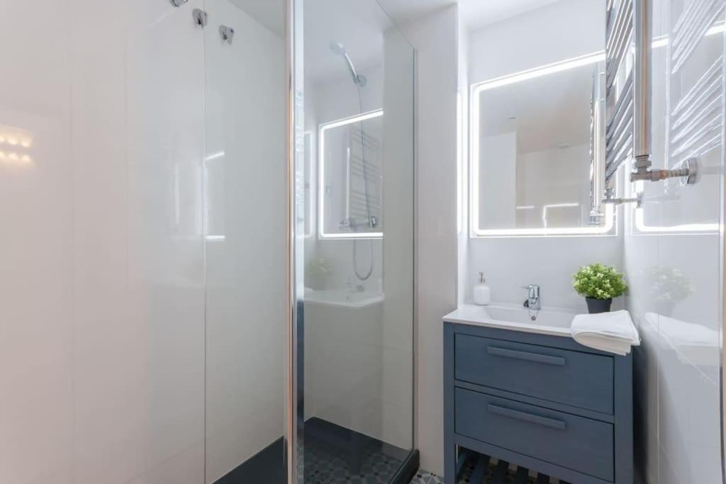Apartment ºººch Residential Area Modern Views Wifi Acººº