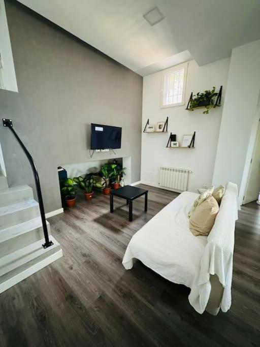 Amplio Y Comodo Apartamento En Ciudad Lineal Apartment Madrid