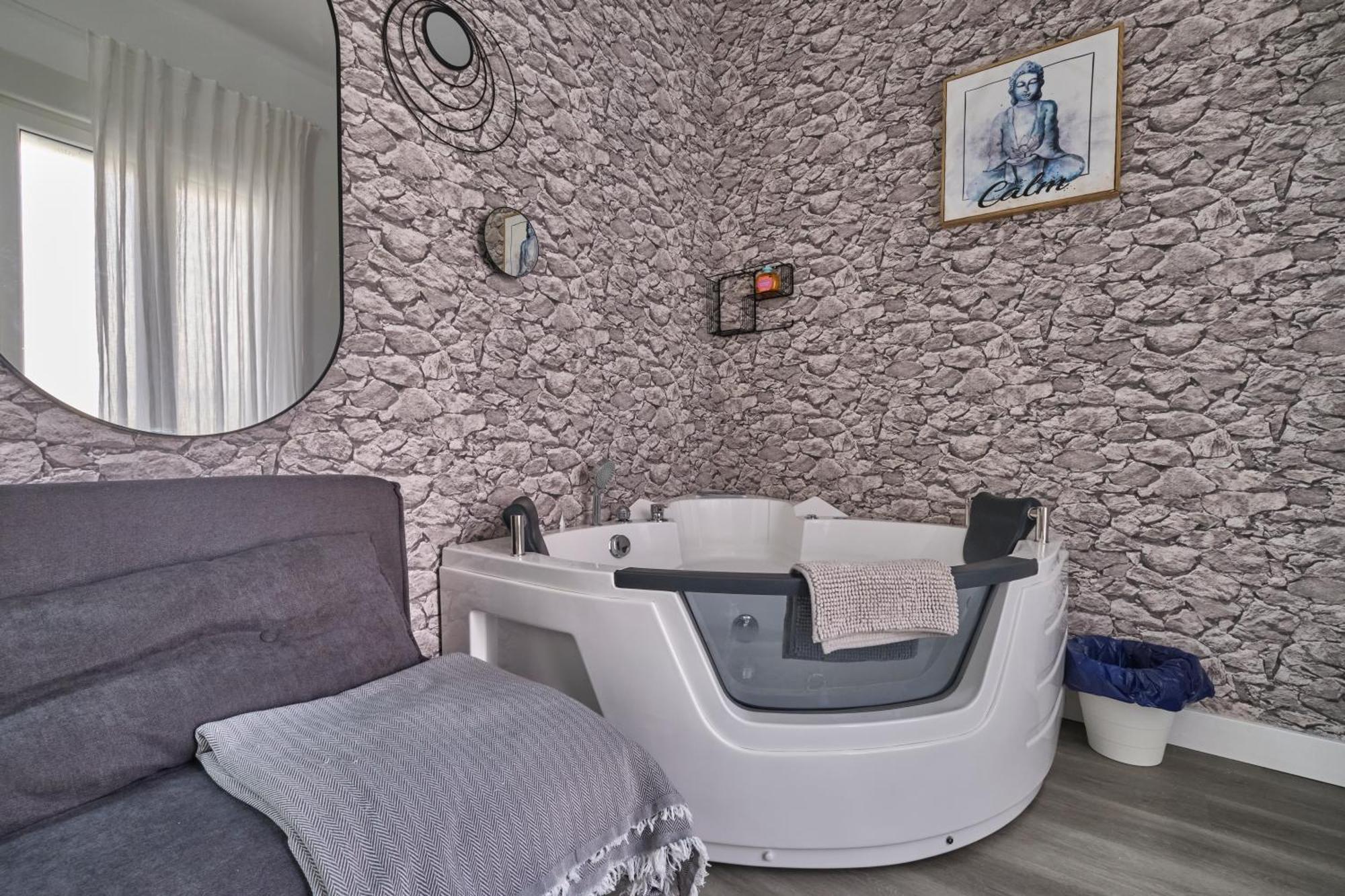 Centricos Con Jacuzzi Y Netflix *