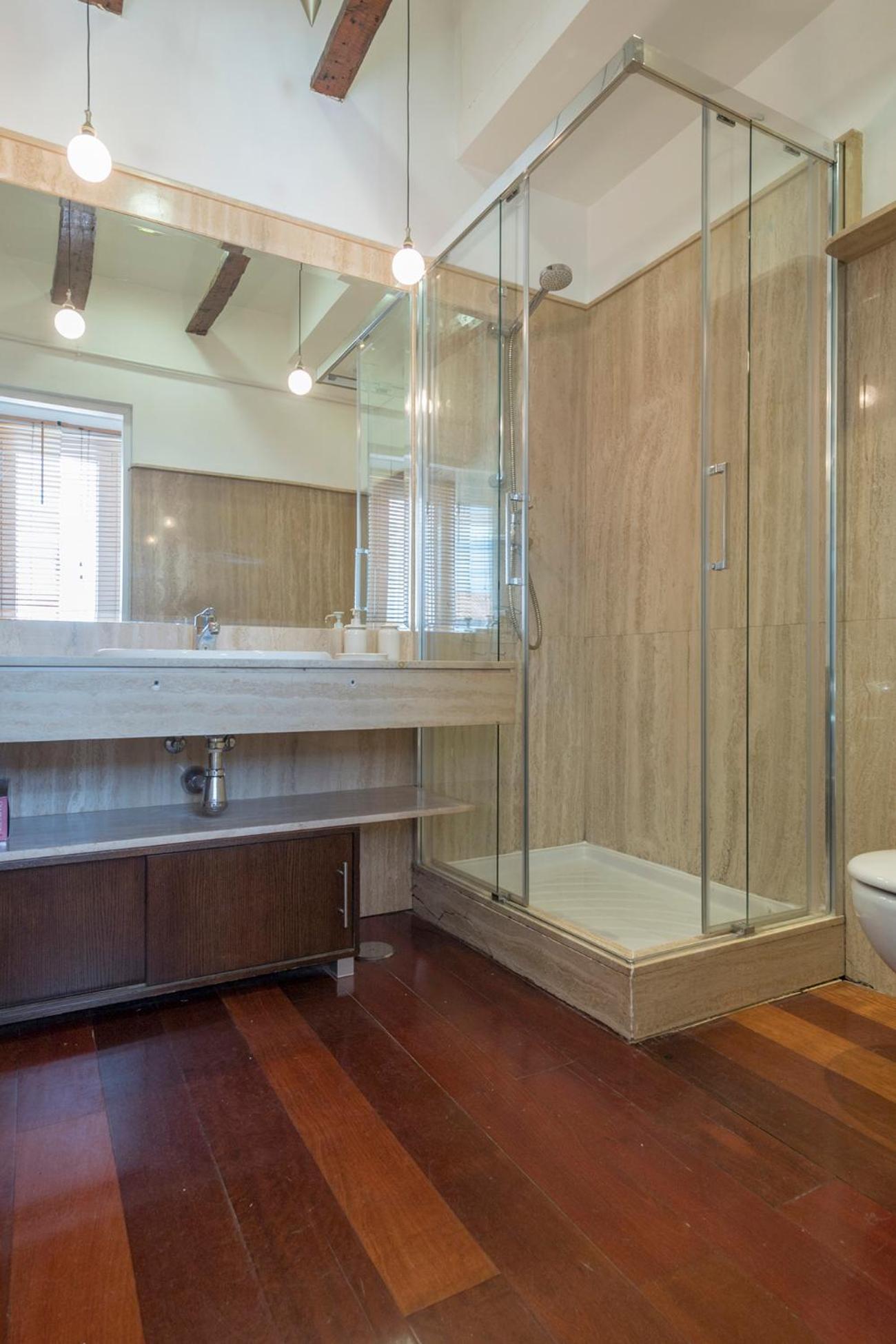 Precioso Apartamento En Plena Calle Fuencarral * Madrid