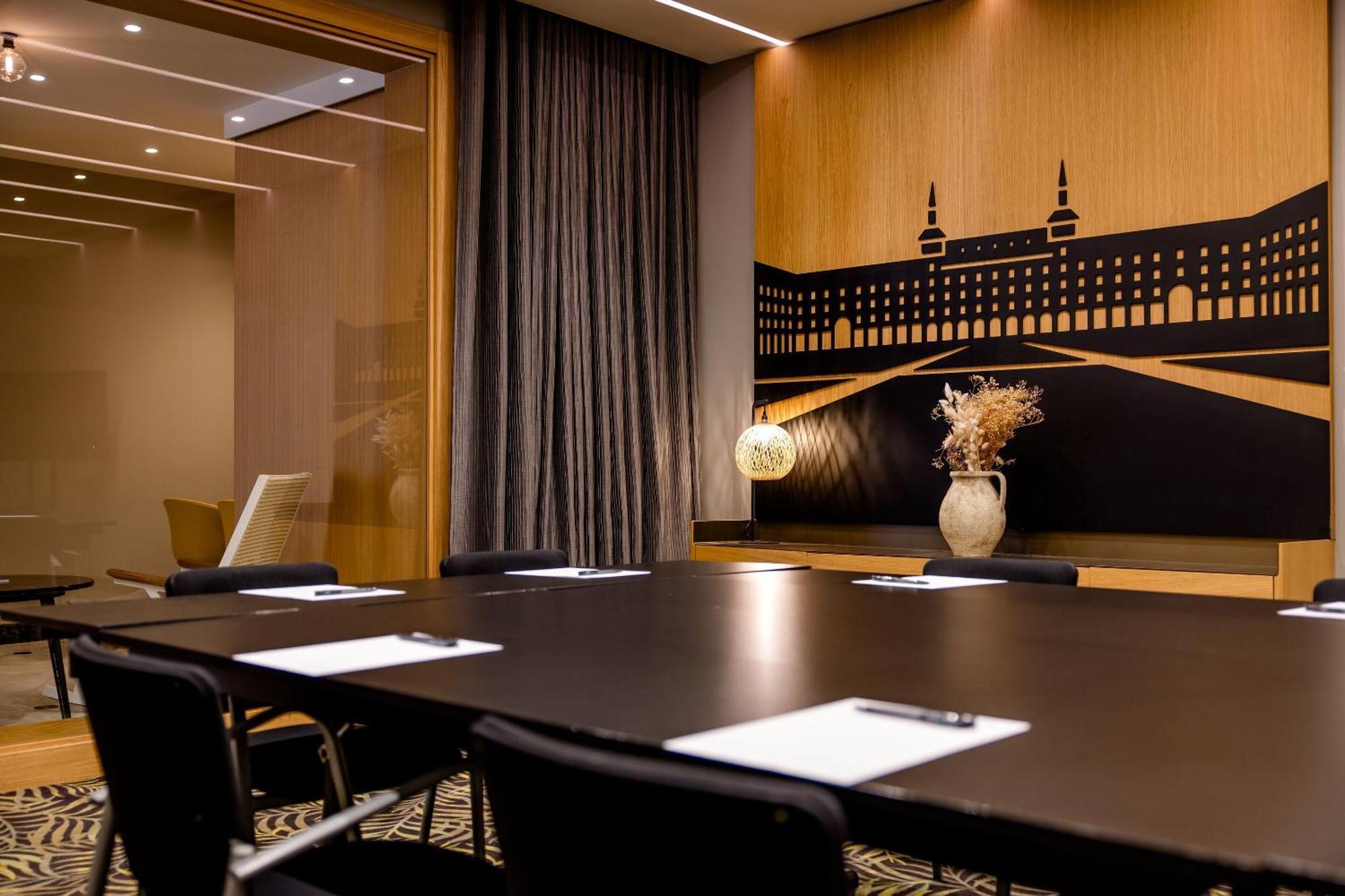 One Madrid-plaza De Espana Hotel 4*