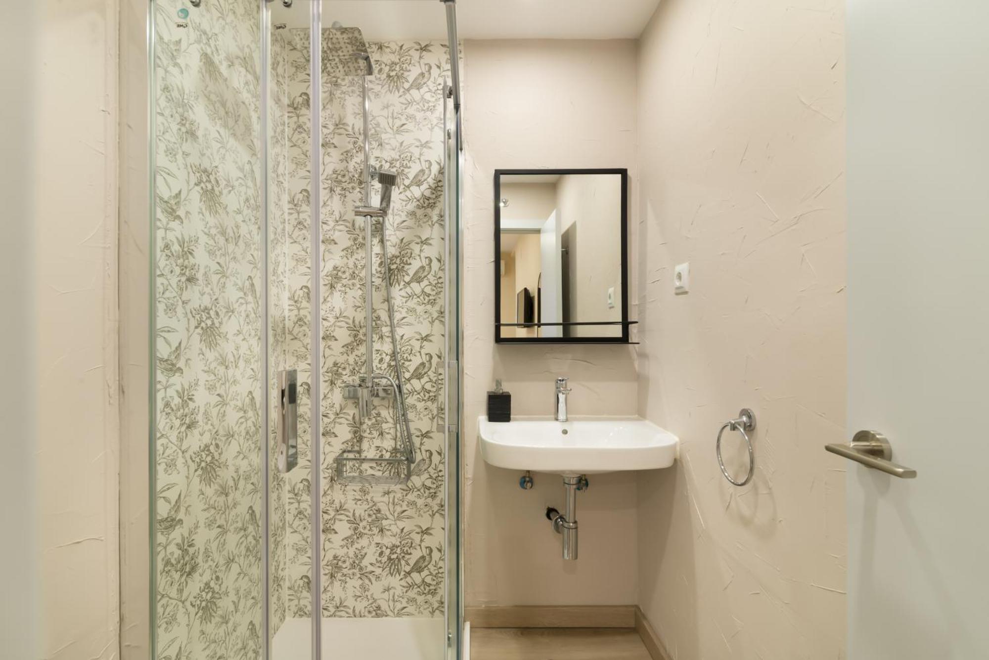 Art Guest house 2*
