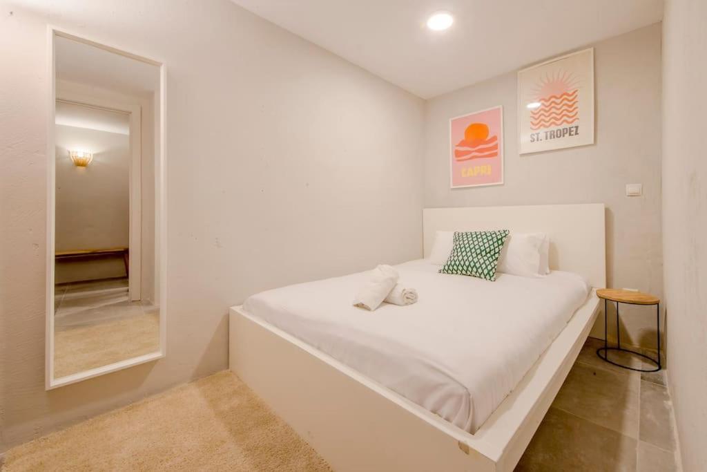 Cool Deluxe Interior Design A 2 Min De Gran Via Lejlighed Madrid