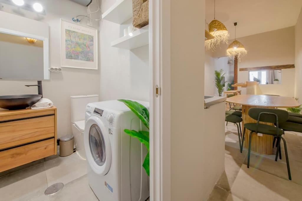 Cool Deluxe Interior Design A 2 Min De Gran Via Lejlighed
