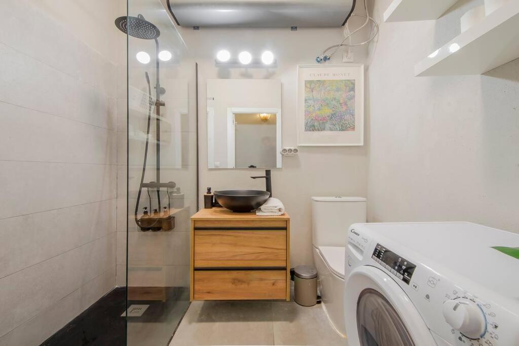 Lejlighed Cool Deluxe Interior Design A 2 Min De Gran Via