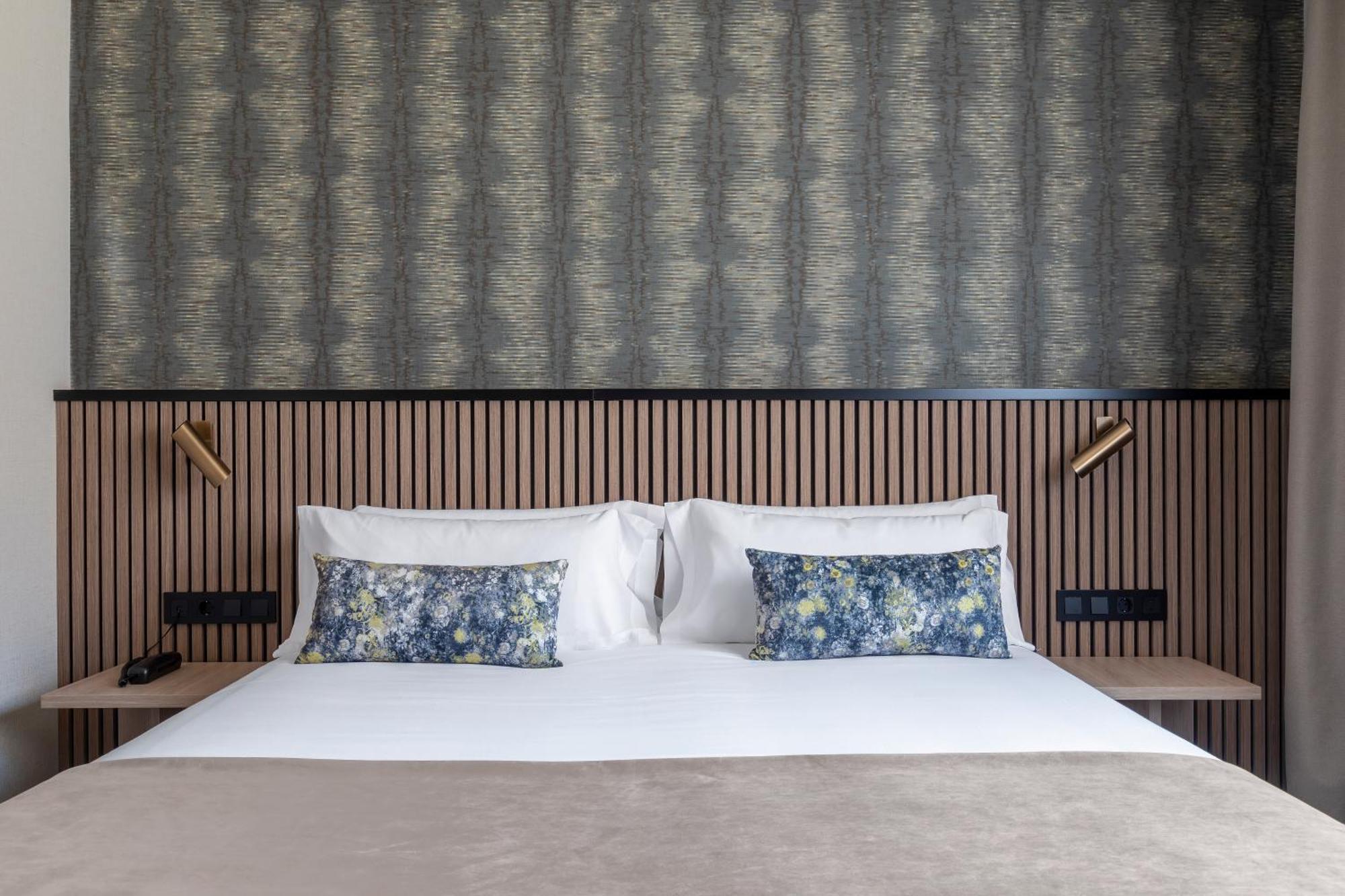 Rafaelhoteles Piramides Hotel