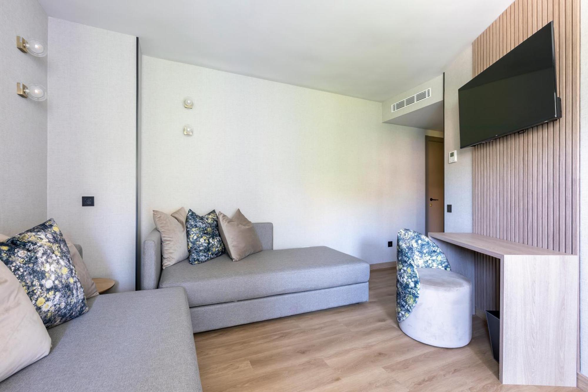 Rafaelhoteles Piramides