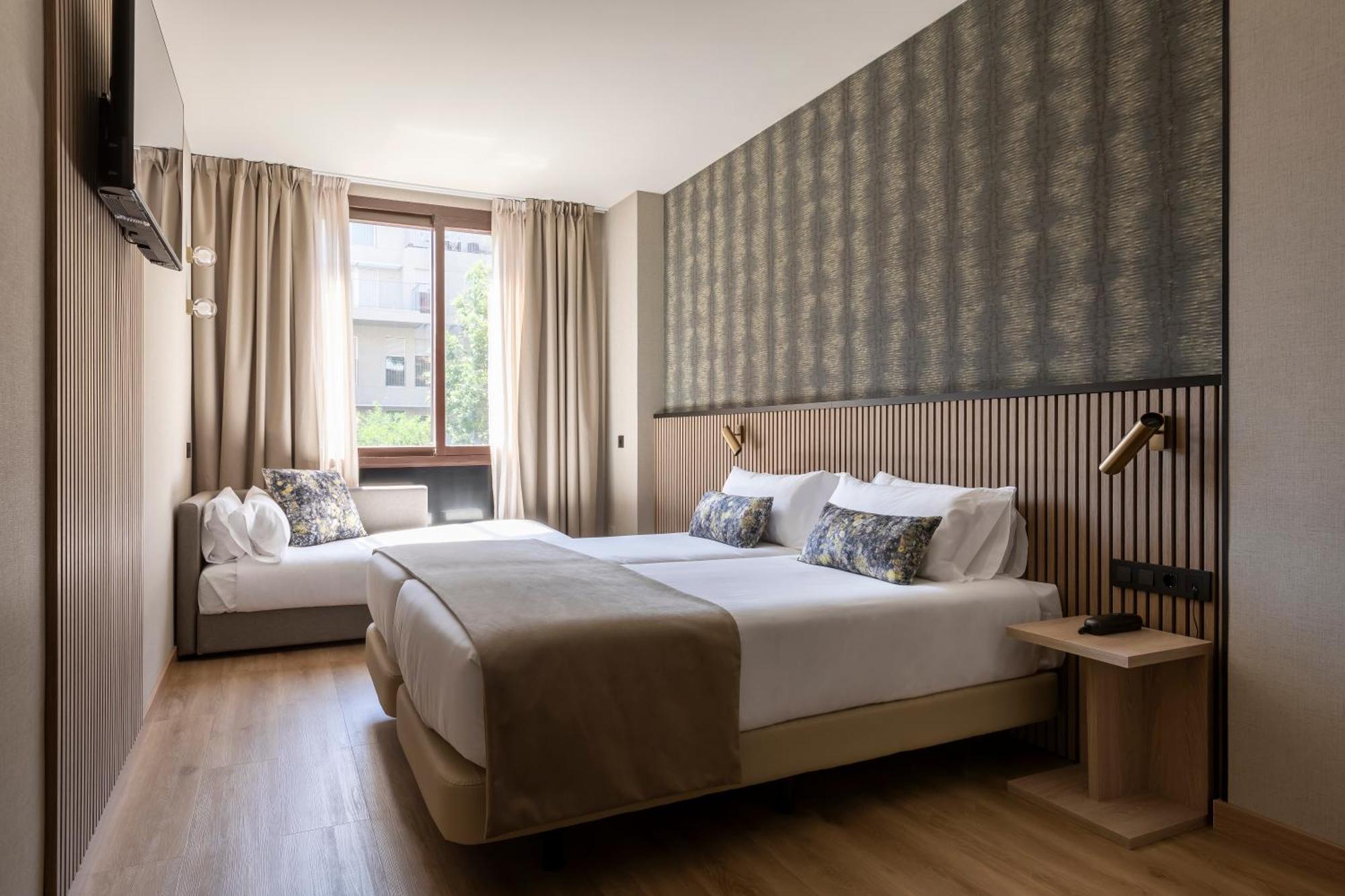 Rafaelhoteles Piramides Hotel 3*
