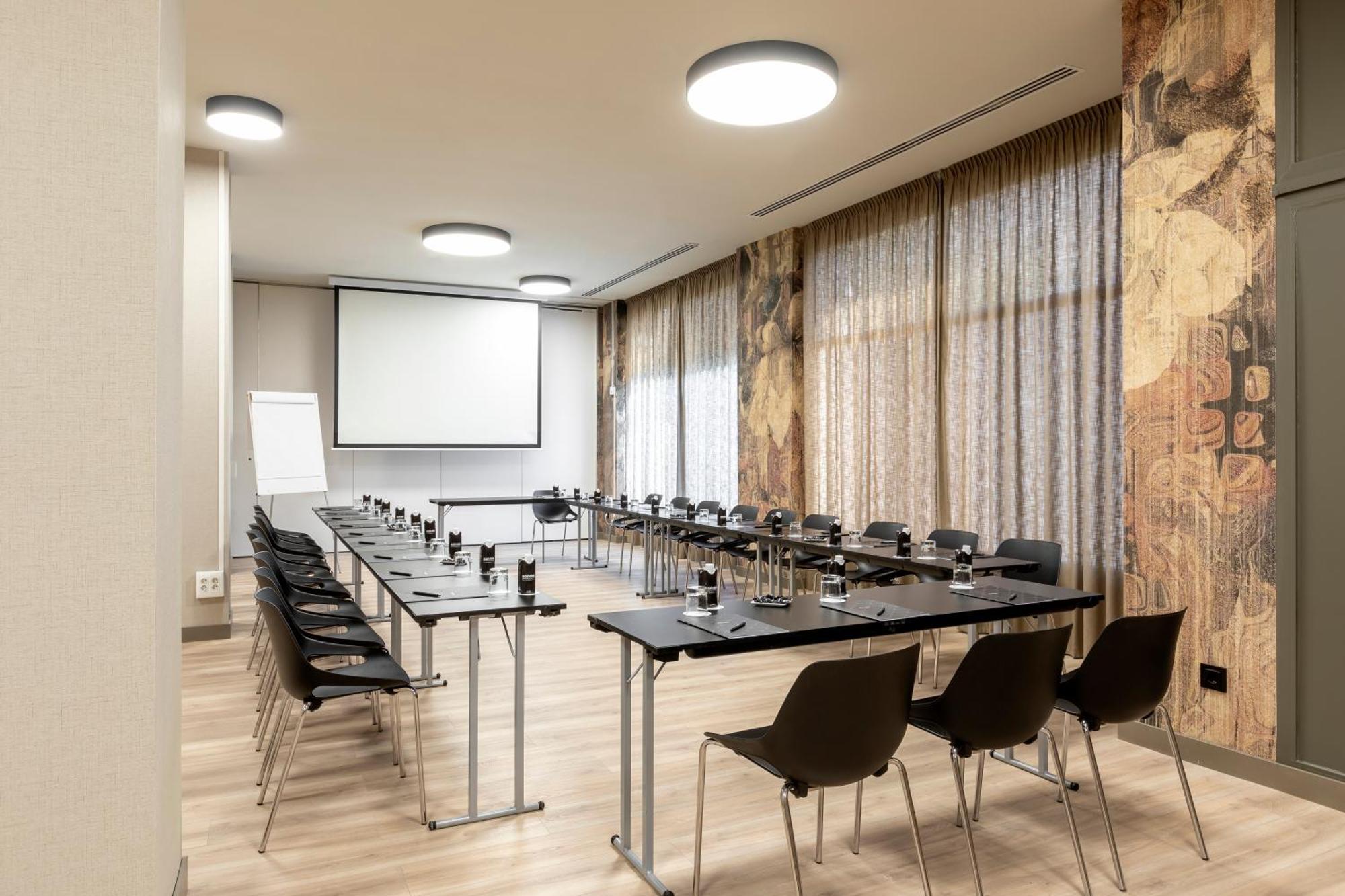 Rafaelhoteles Piramides