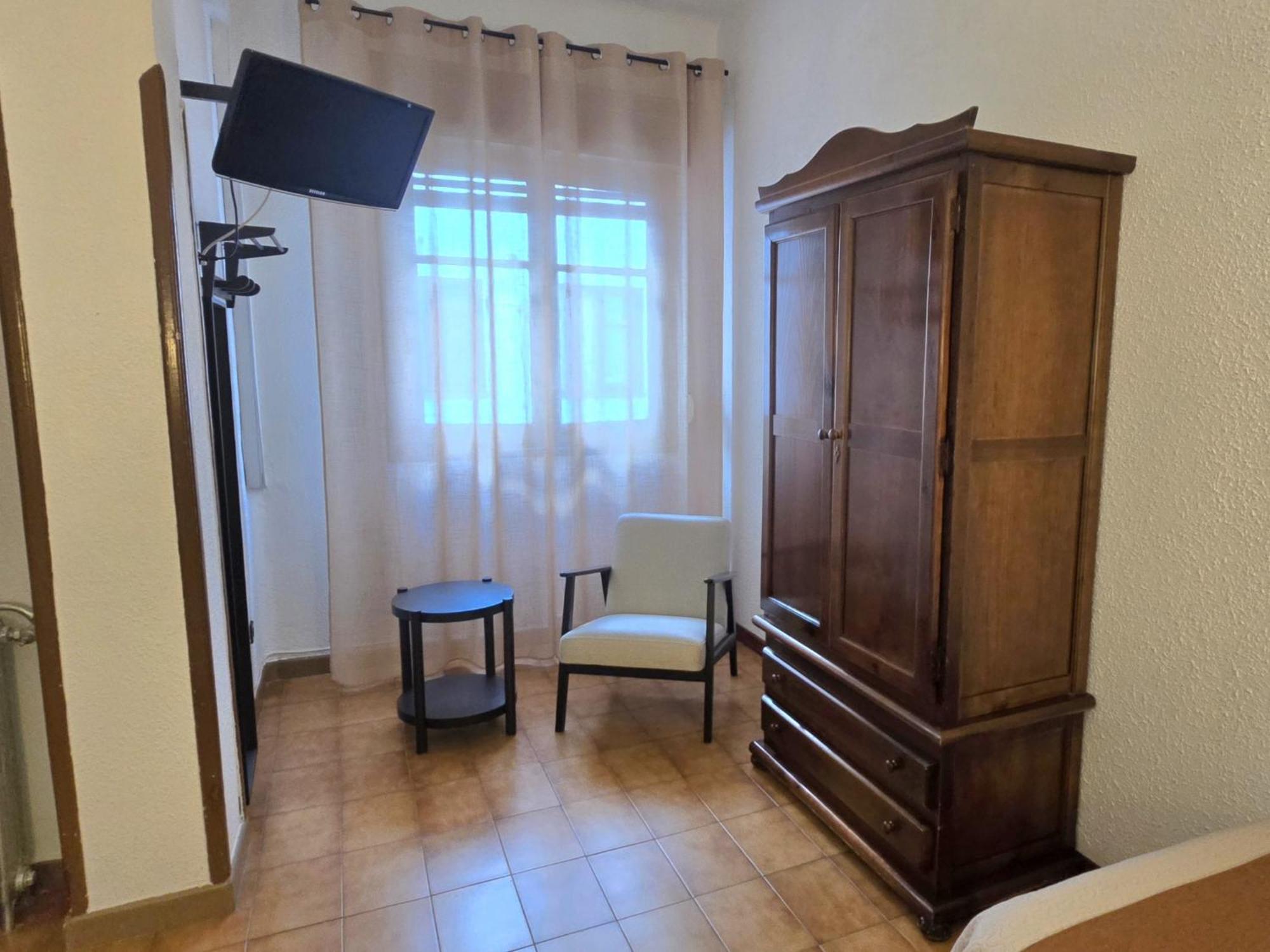 Prada Guest house 2*