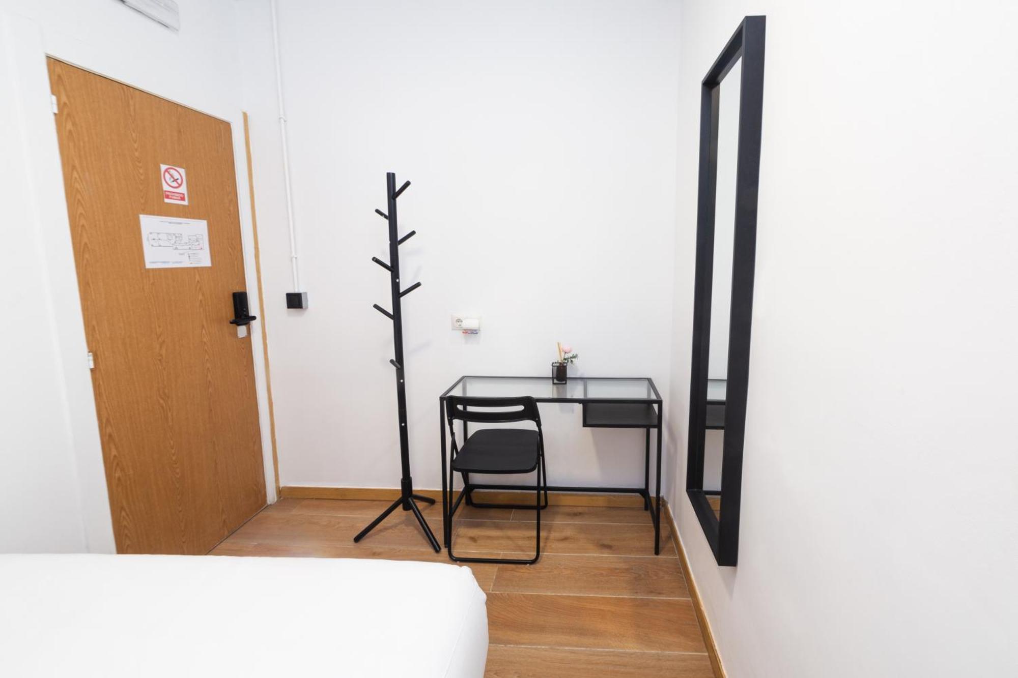 Siesta&go Hostal *
