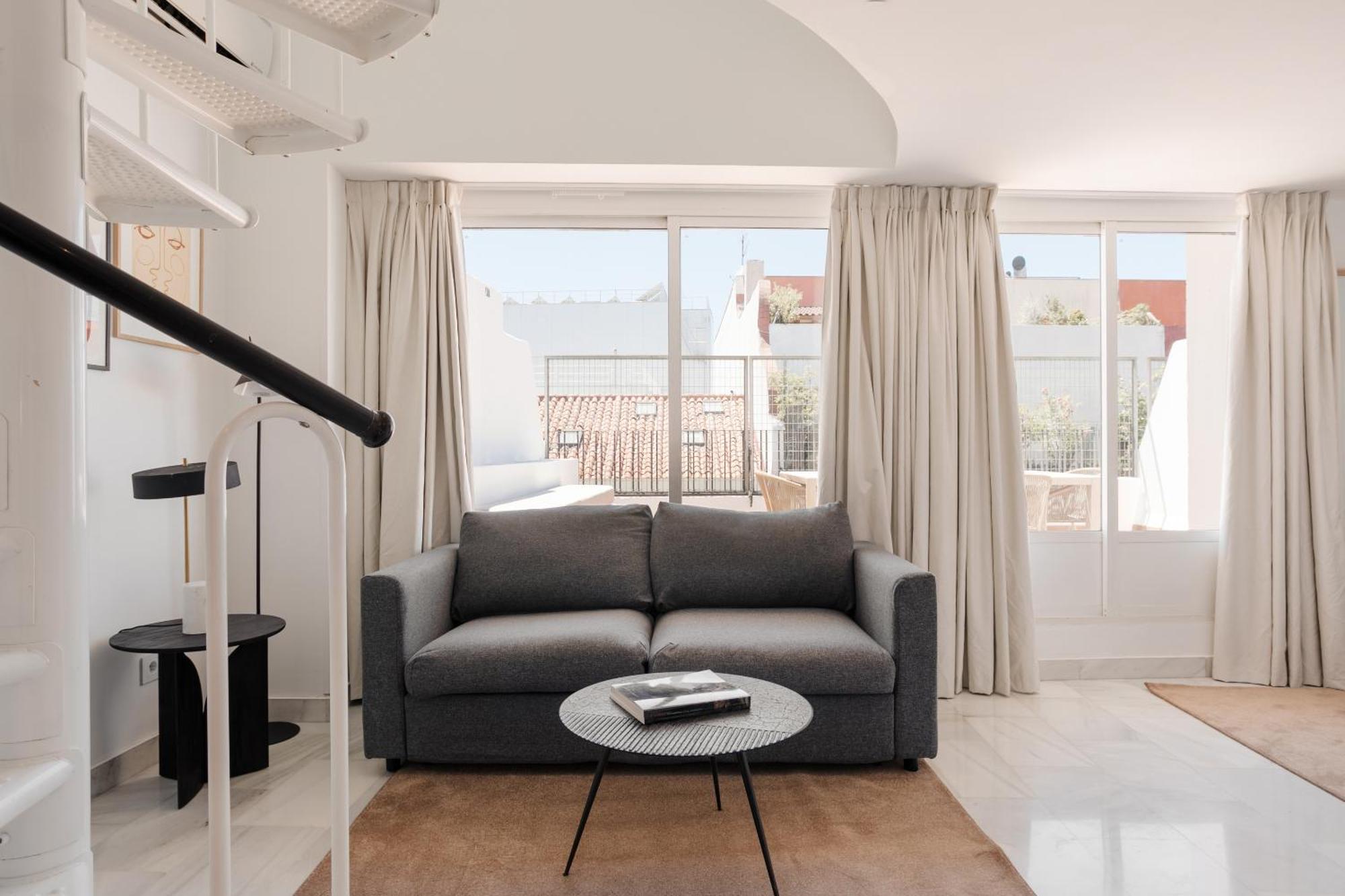 Sonder Santa Ana Aparthotel